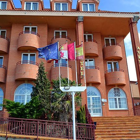 Hotel Avenida III Villadangos del Páramo Exterior foto